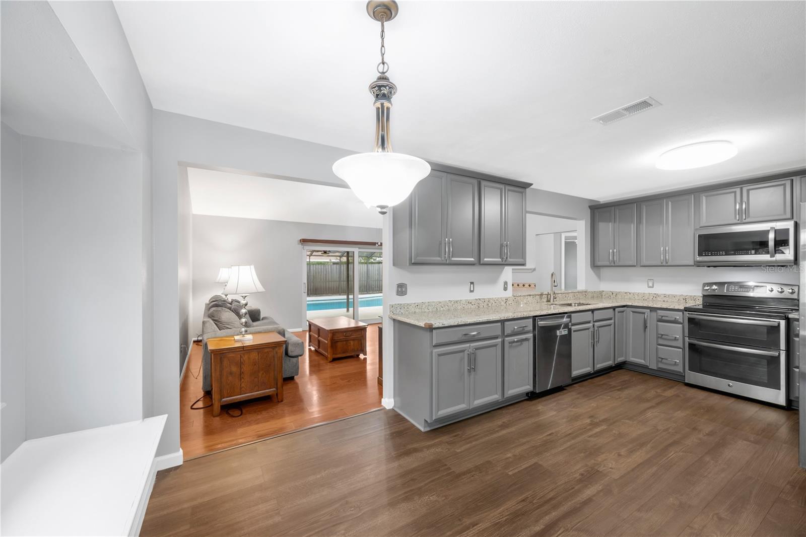 1418 SHELL FLOWER DR — photo 16