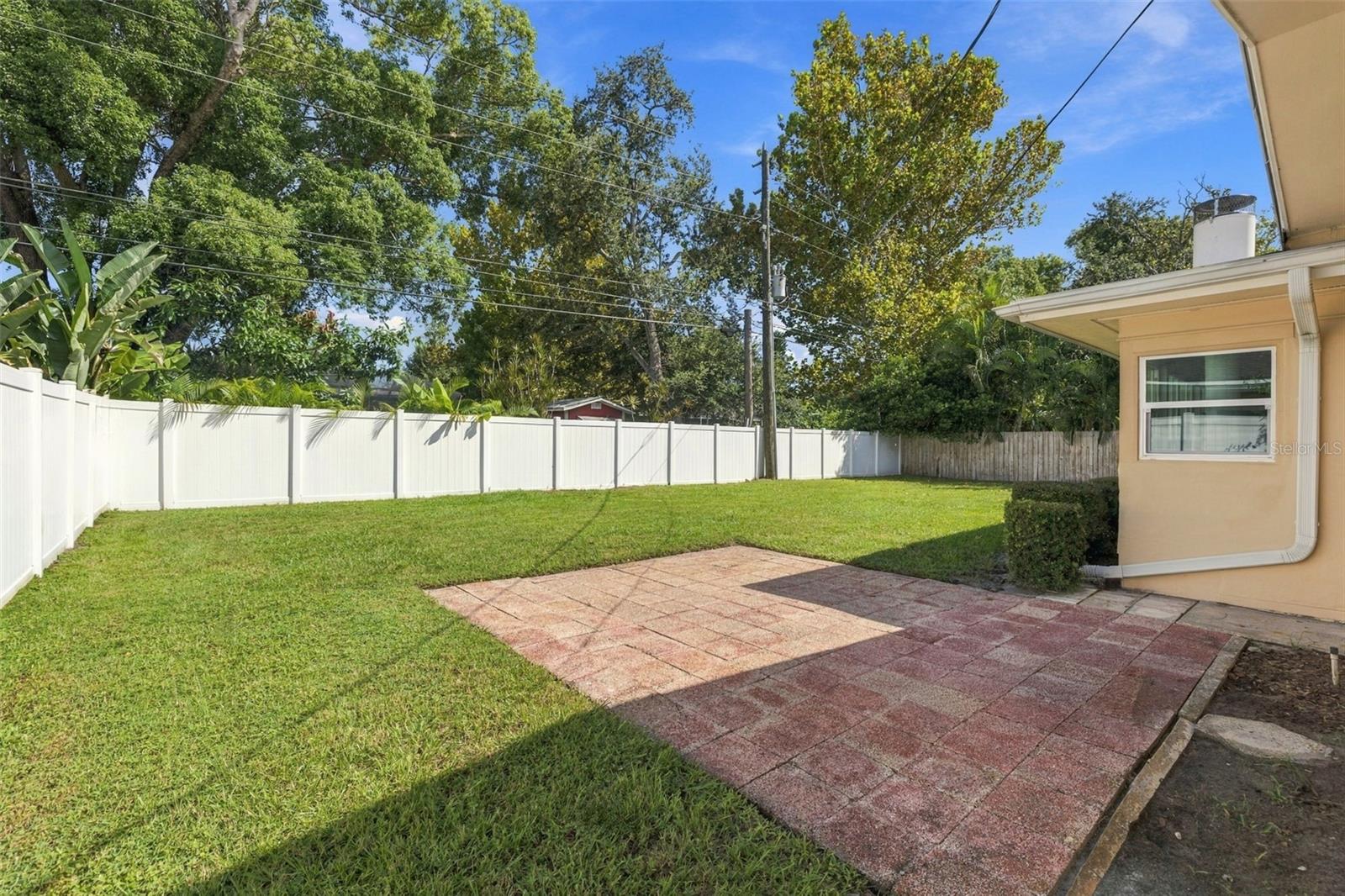 2260 SAINT CHARLES DR — photo 24