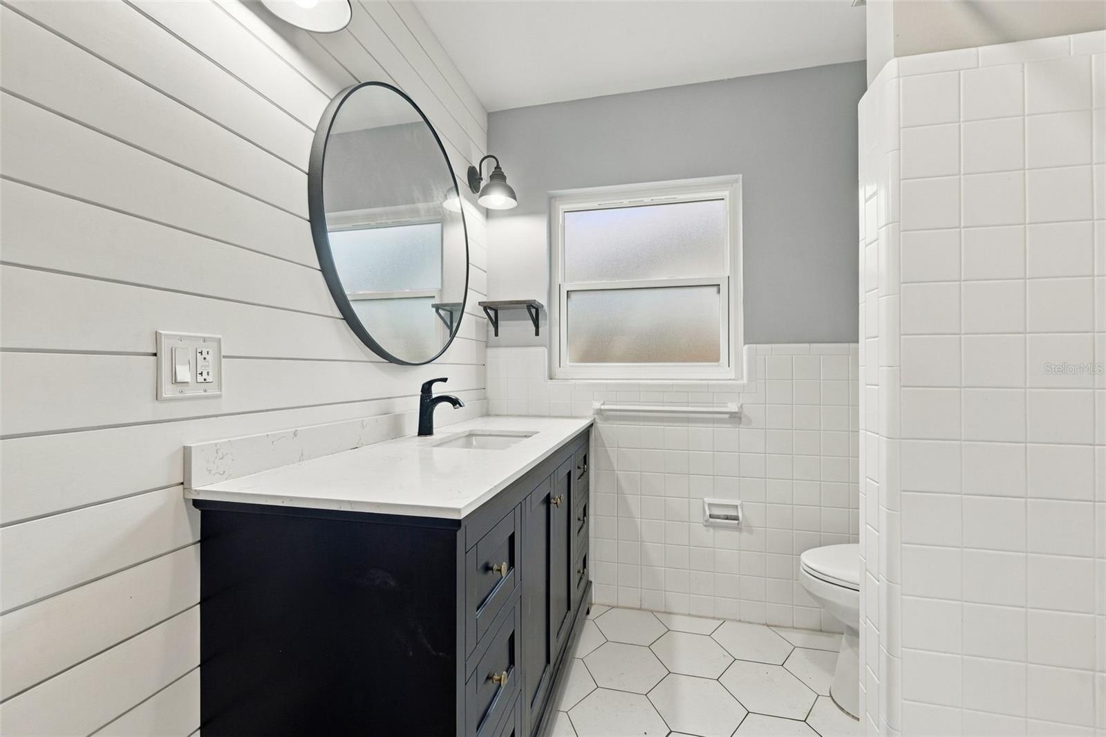 2260 SAINT CHARLES DR — photo 23
