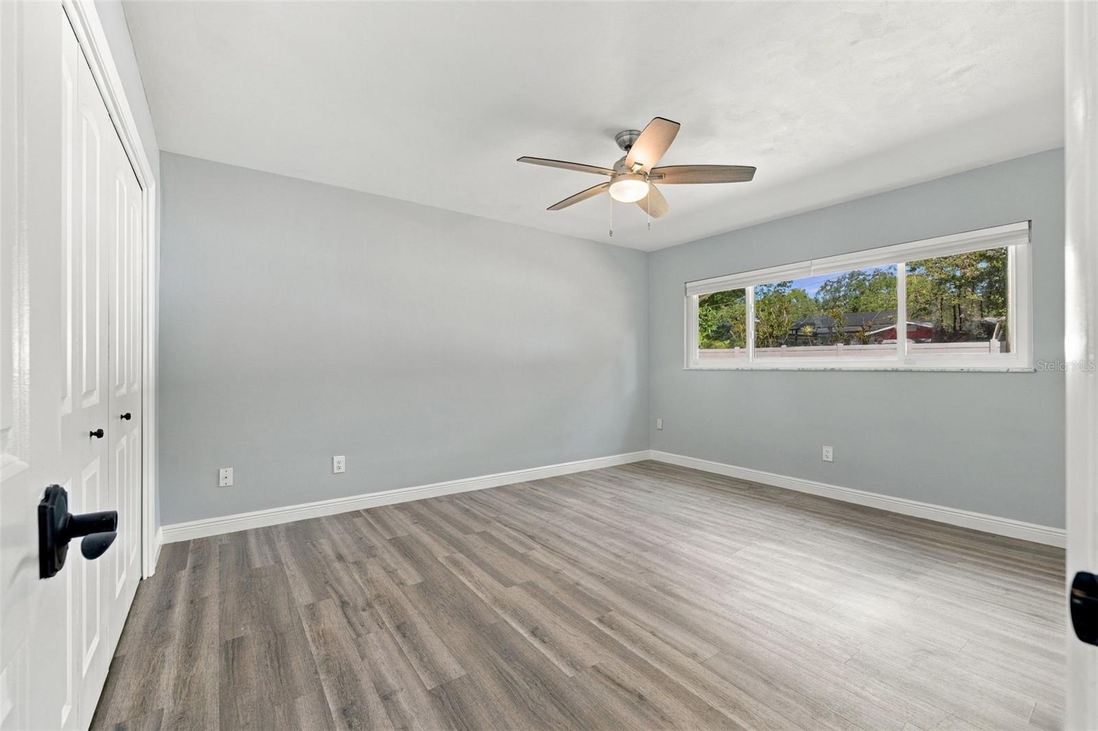 2260 SAINT CHARLES DR — photo 22