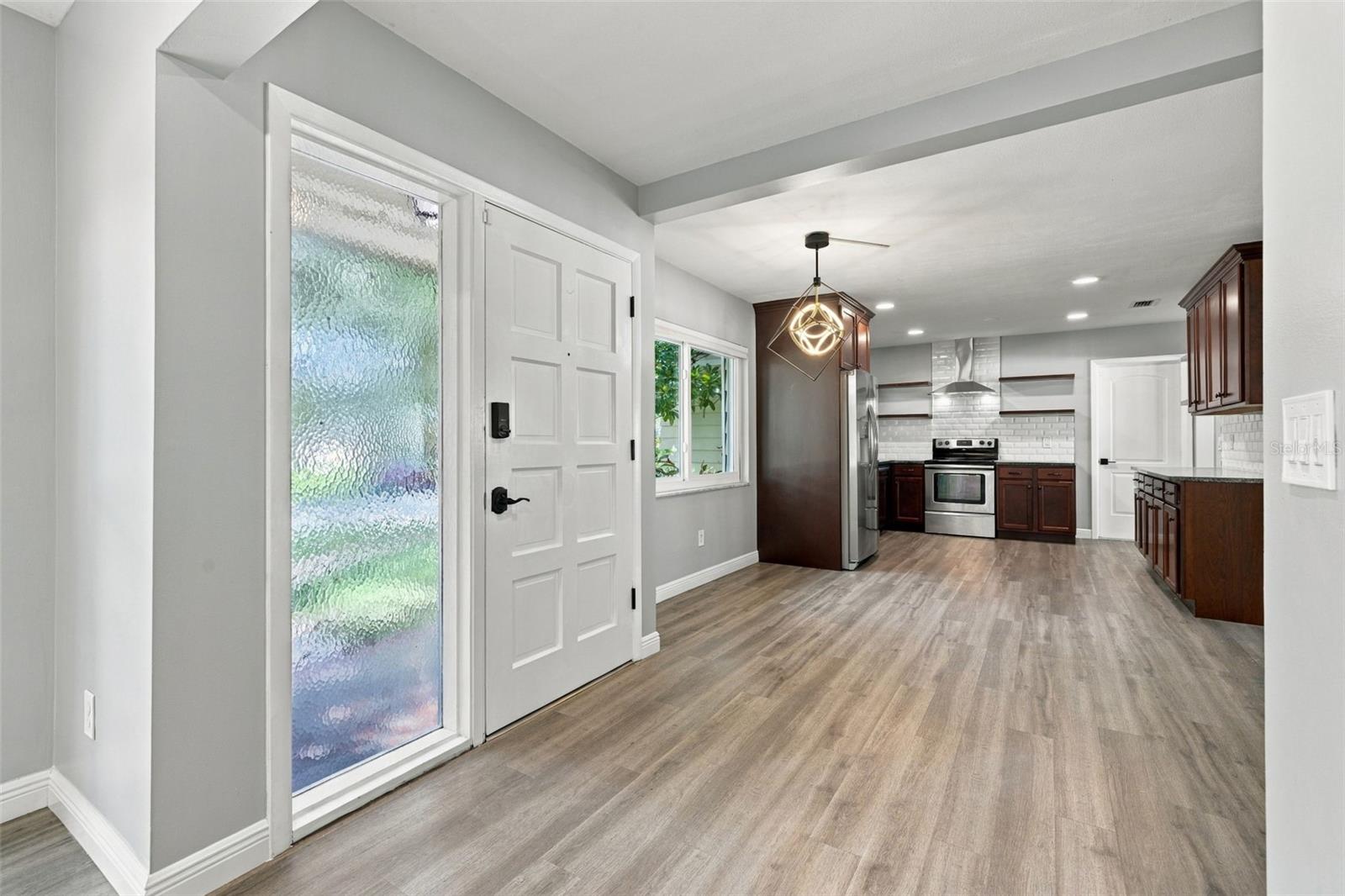 2260 SAINT CHARLES DR — photo 3