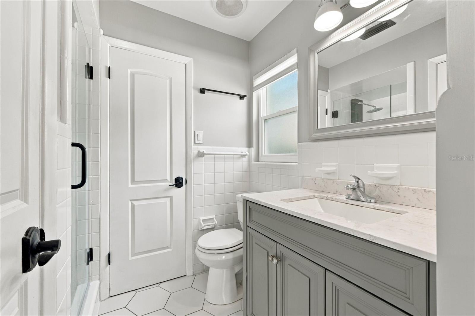 2260 SAINT CHARLES DR — photo 19