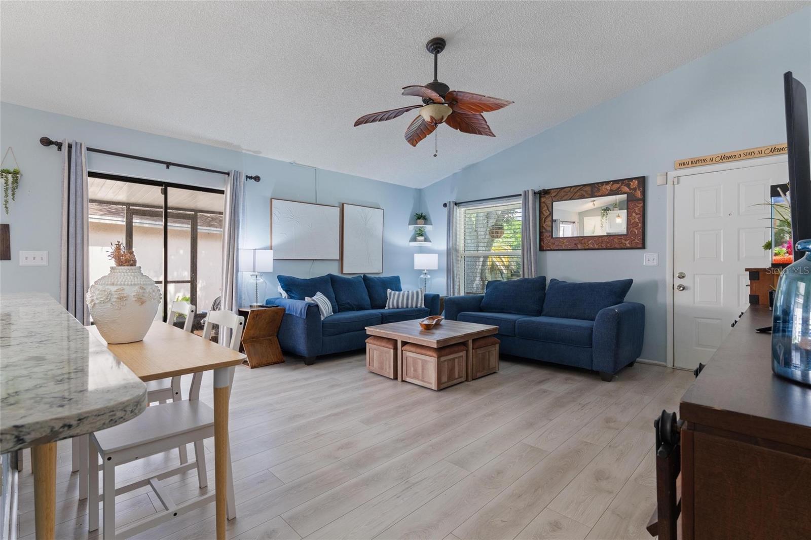 635 BELLINGHAM PL — photo 14