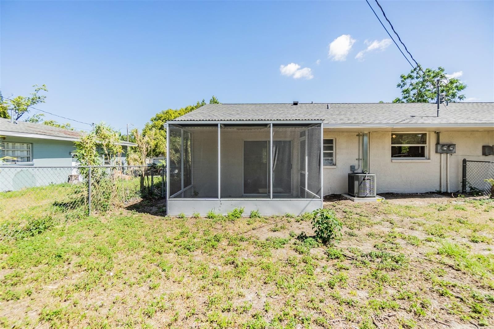 6740 CARNELIAN AVE — photo 7