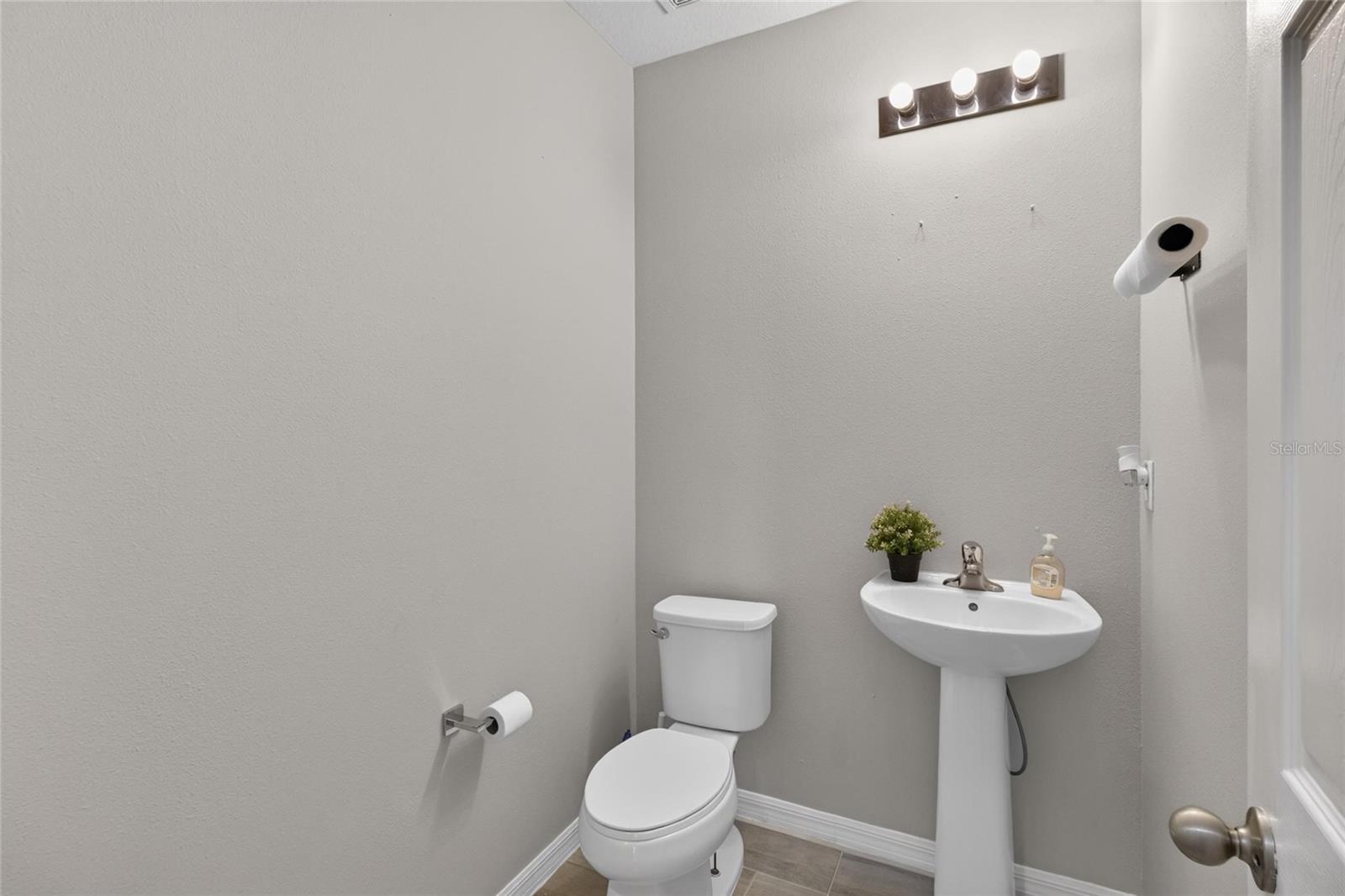 13010 BOGGY CREEK DR — photo 12