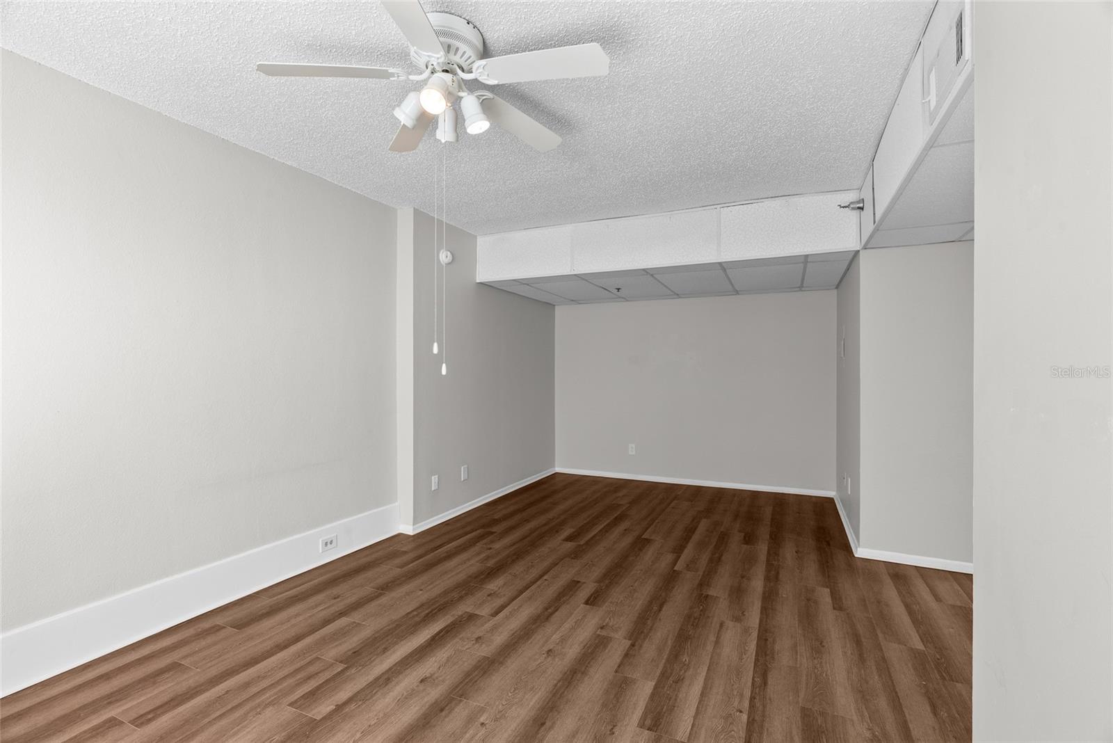 411 1ST AVE N #308 — photo 24