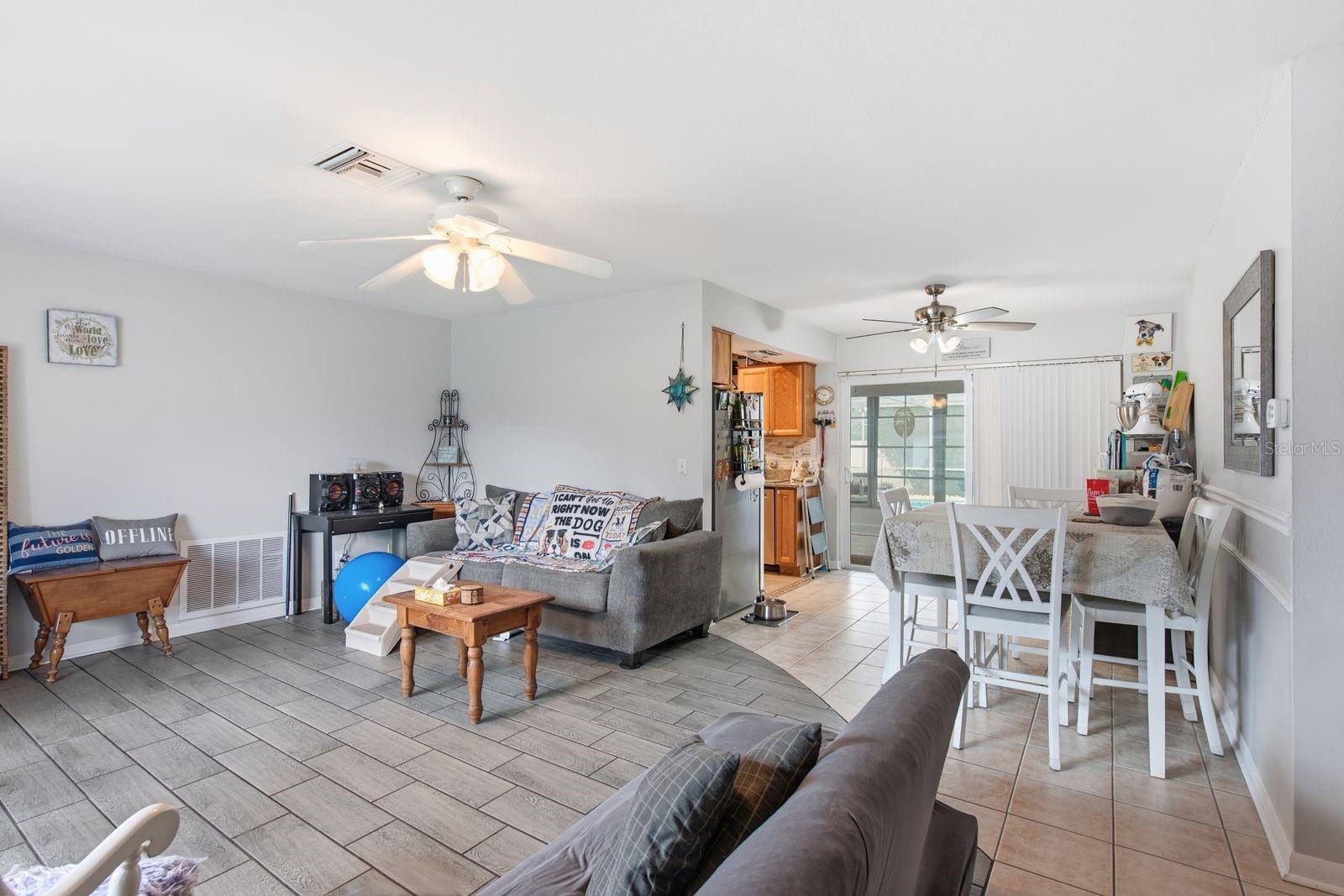 1806 DRIFTWOOD CIR S — photo 7