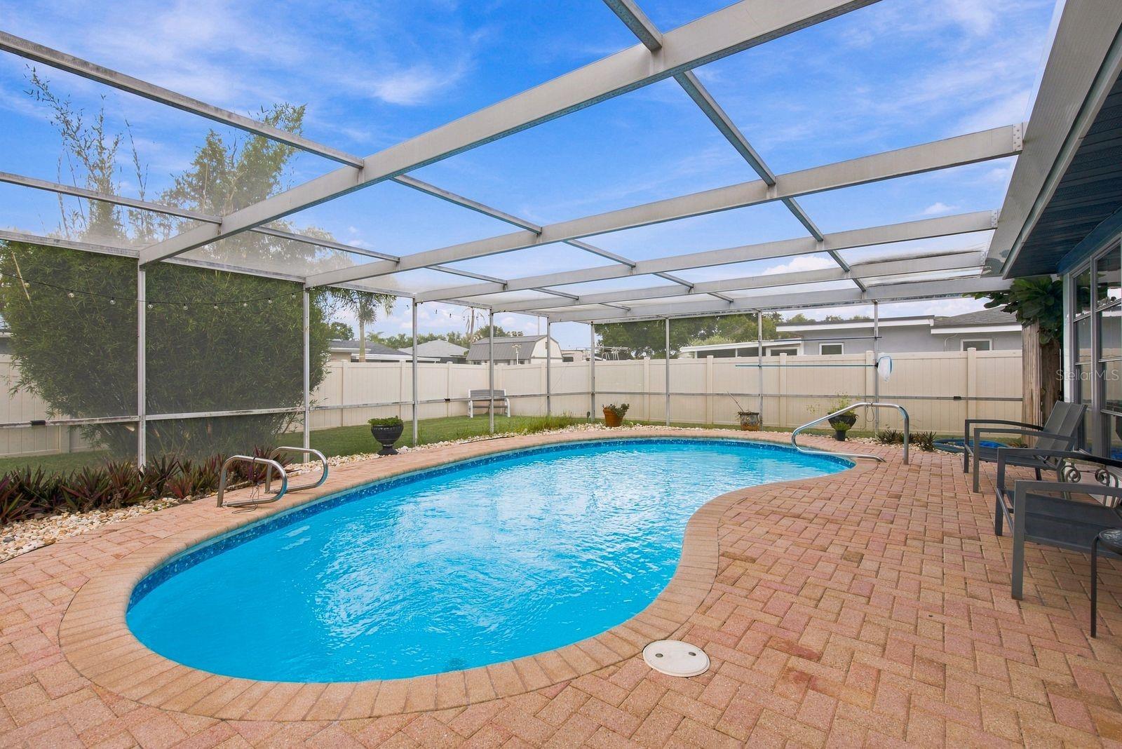 1806 DRIFTWOOD CIR S — photo 25