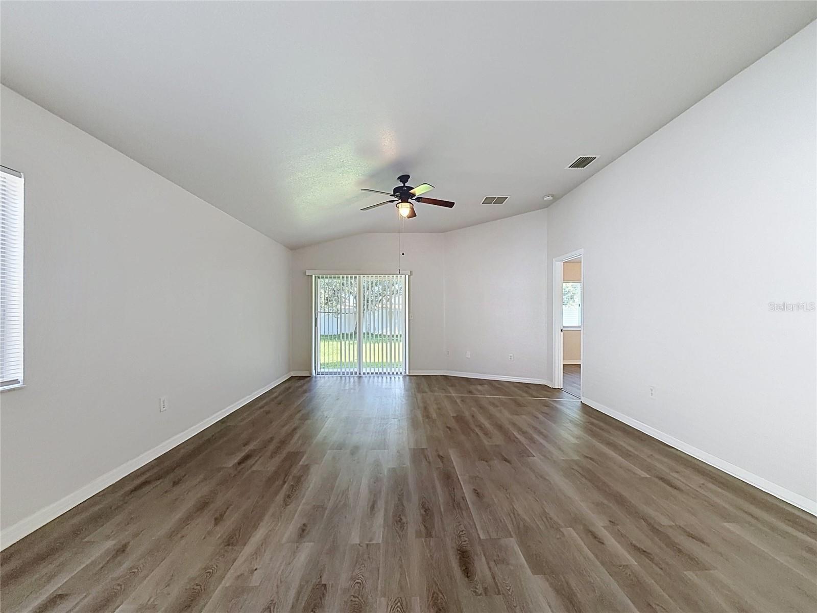 31225 TAGUS LOOP — photo 9