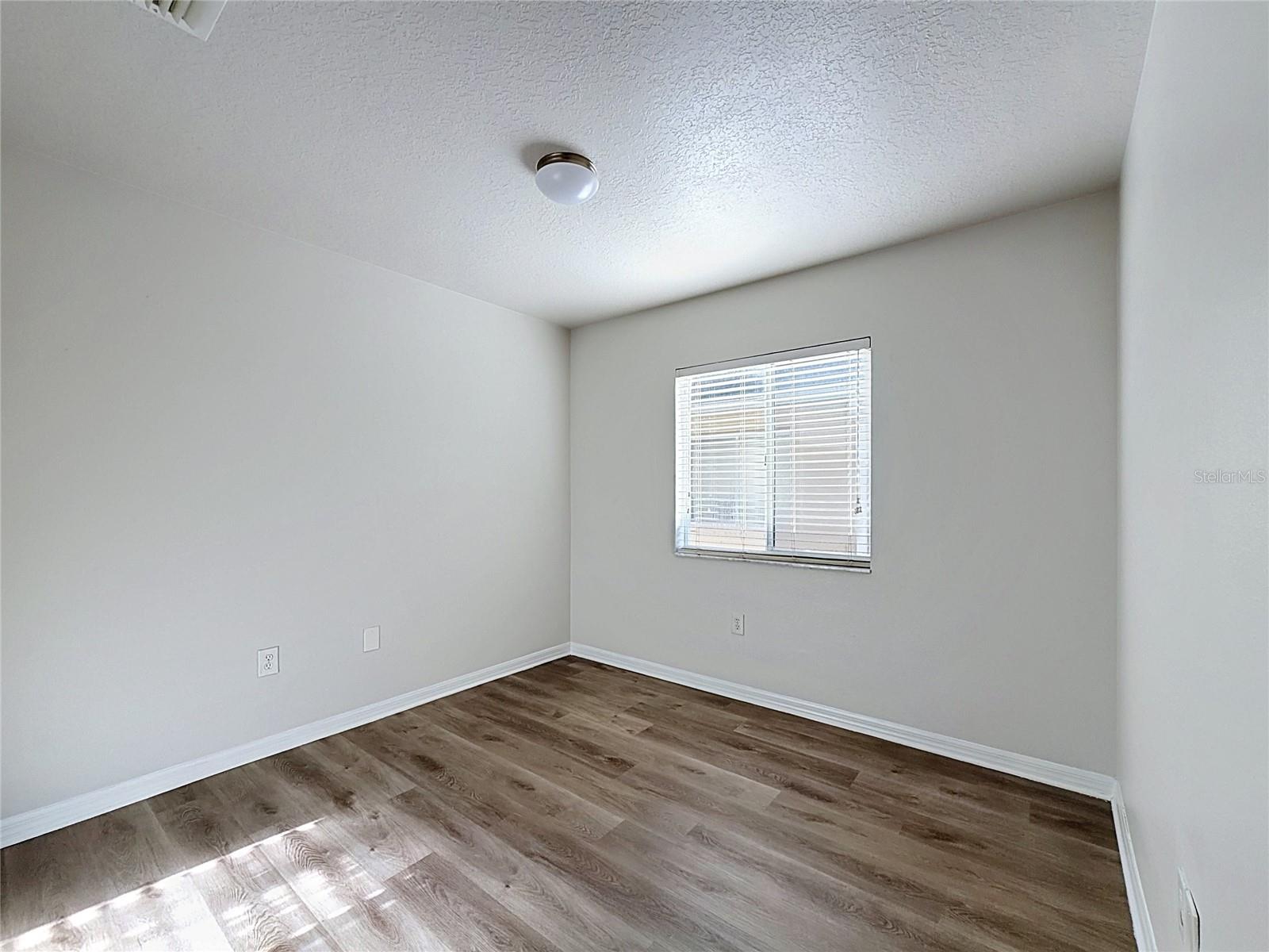 31225 TAGUS LOOP — photo 16