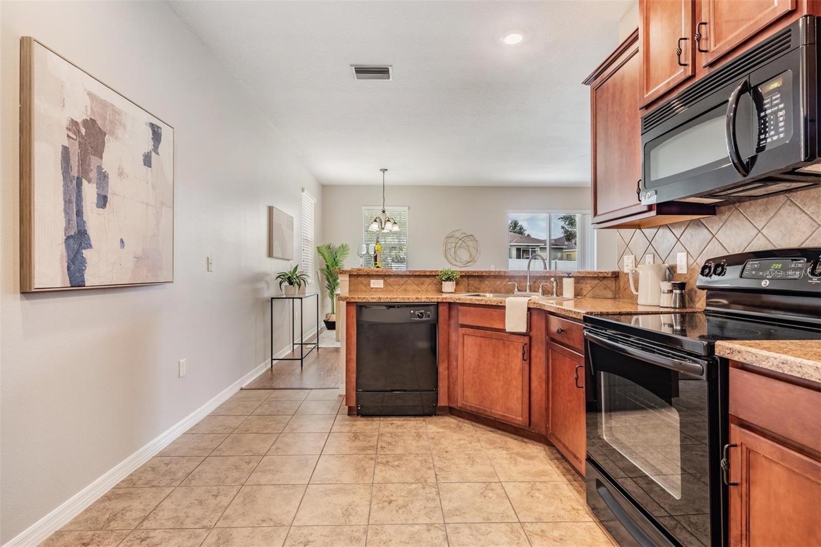 6116 CHAMPIONS GATE BLVD — photo 11