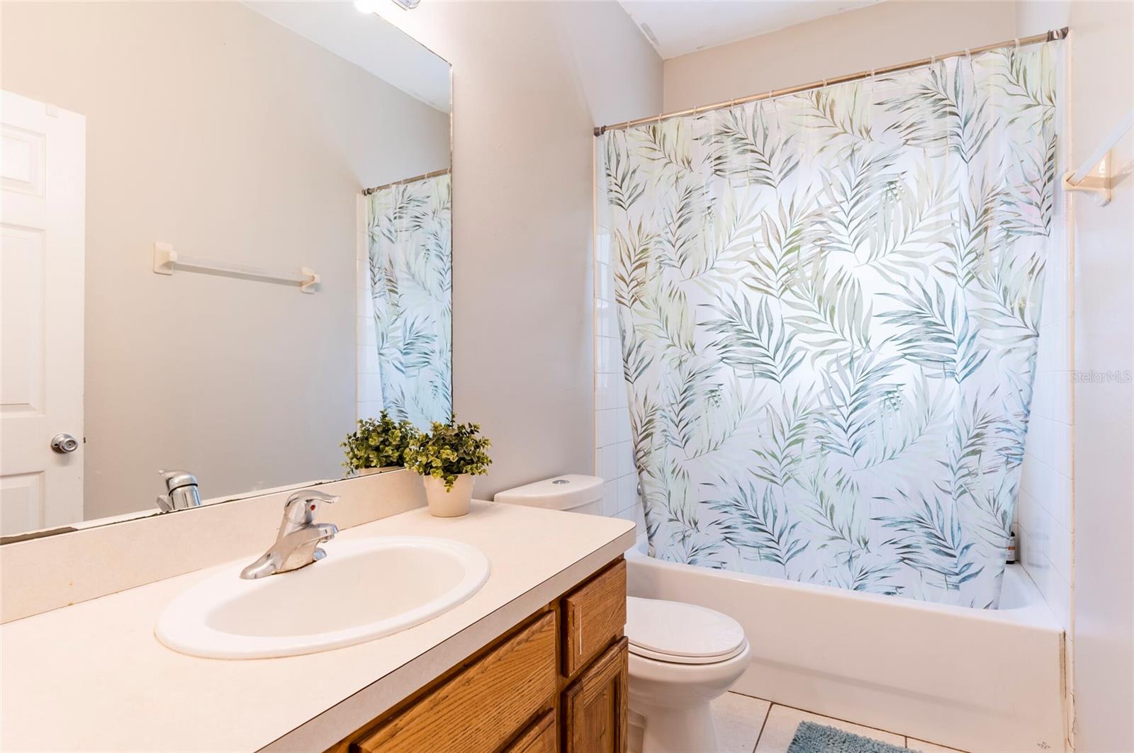 8213 N KLONDYKE ST — photo 13