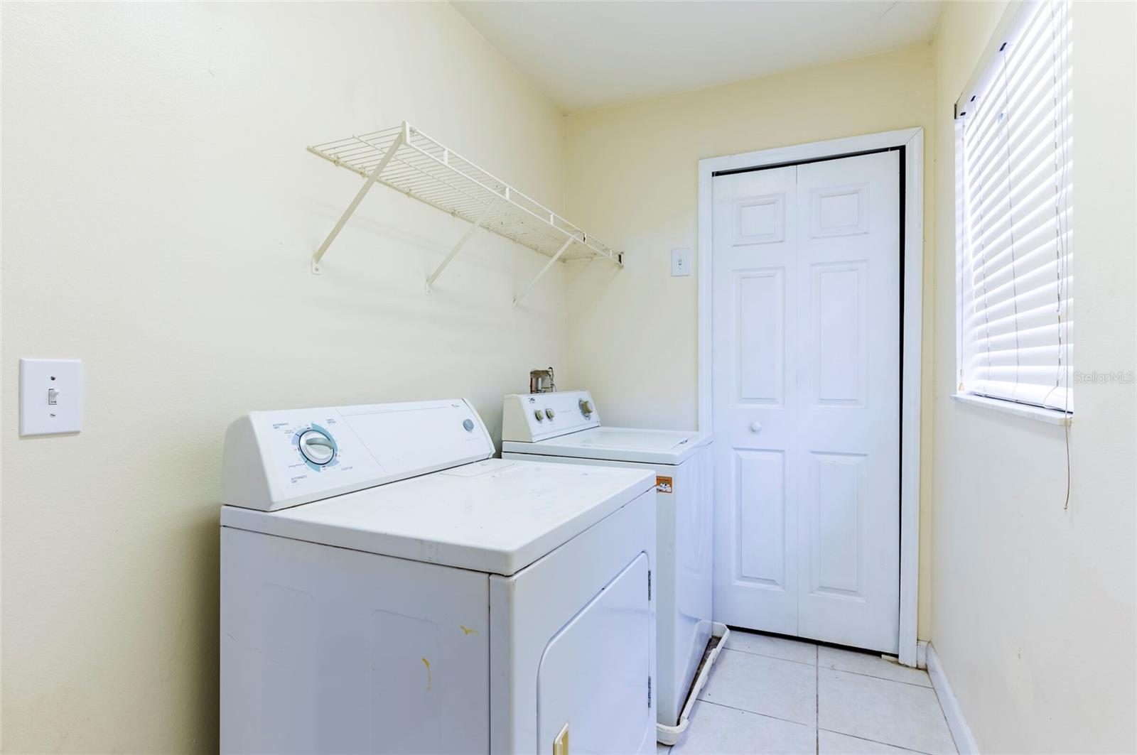 8213 N KLONDYKE ST — photo 16
