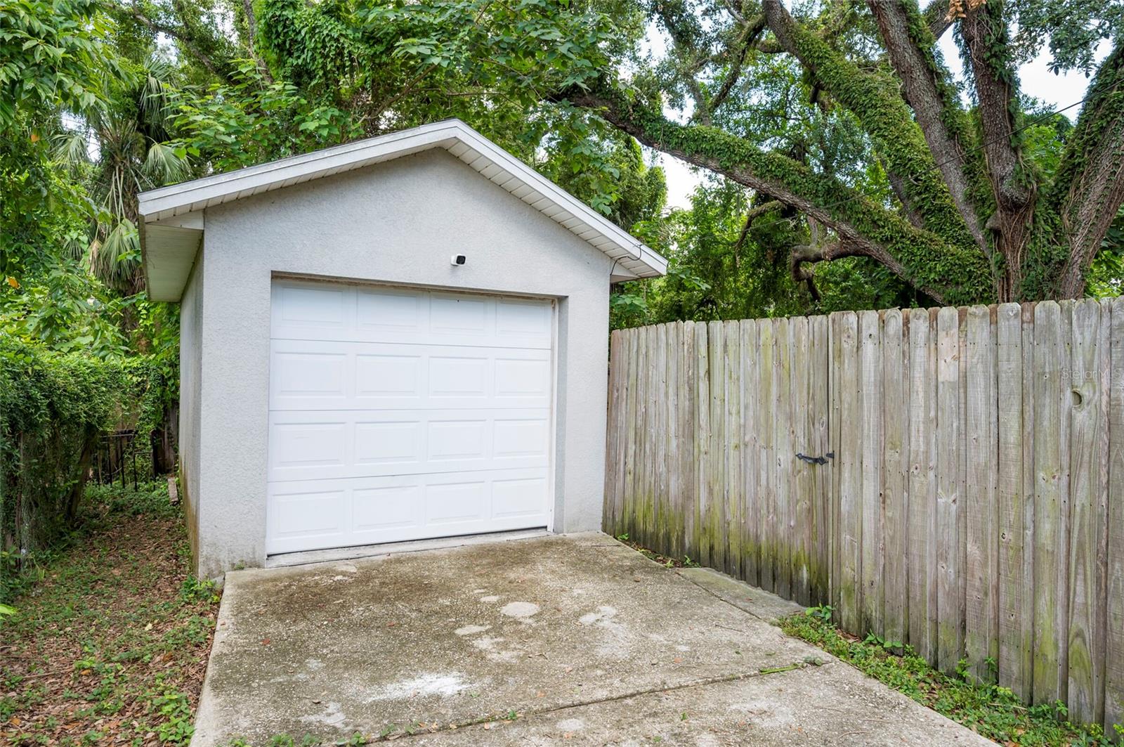 8213 N KLONDYKE ST — photo 25