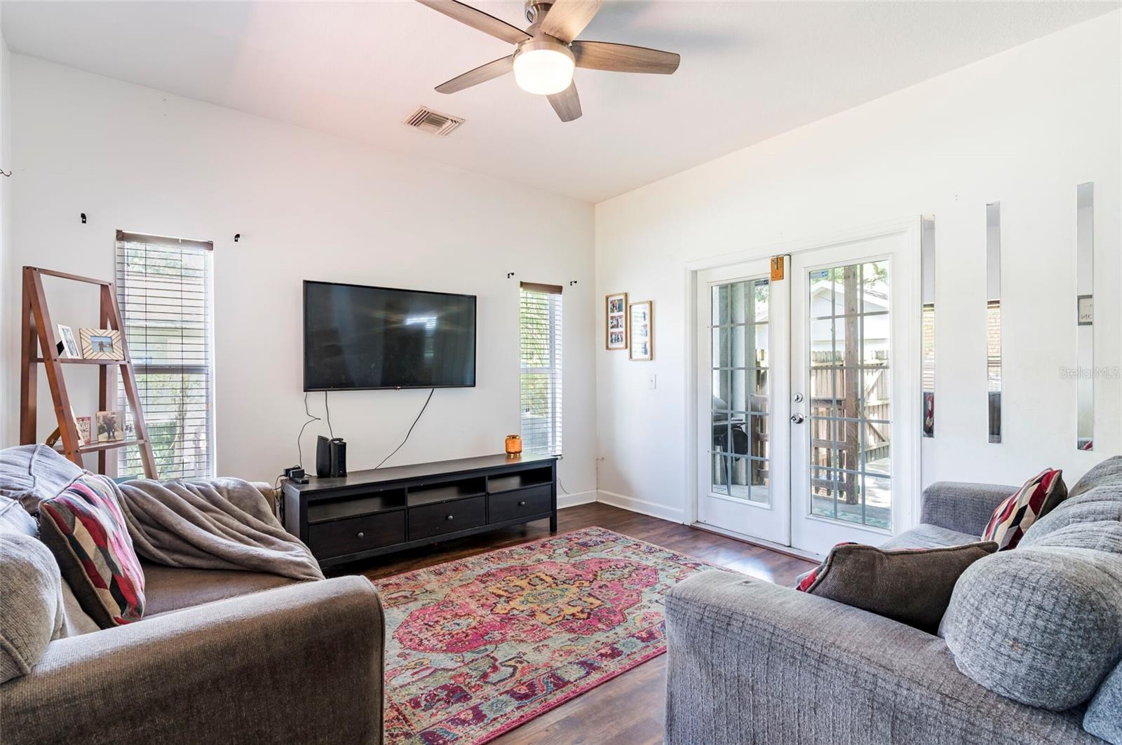8213 N KLONDYKE ST — photo 6
