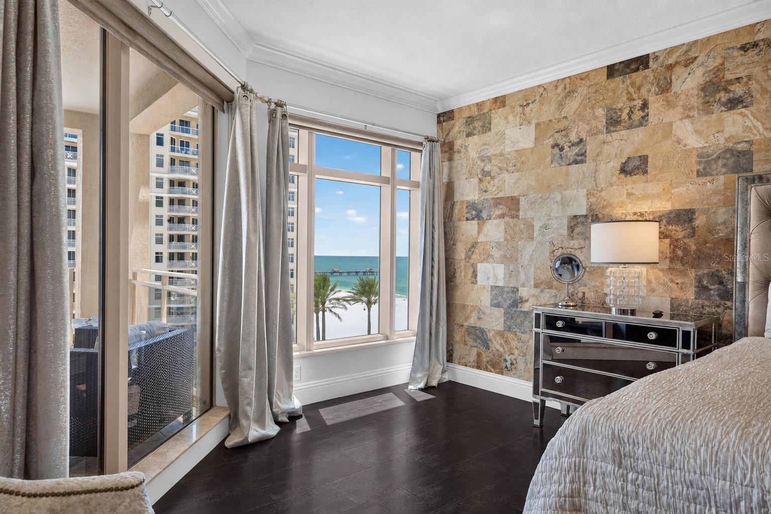 11 BAYMONT ST #807 — photo 31