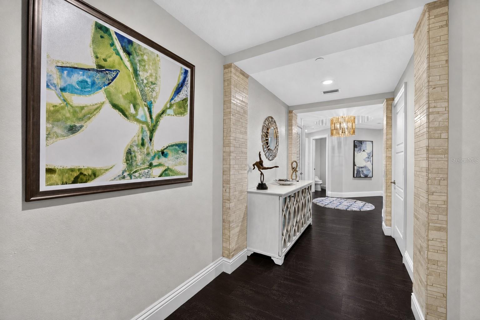11 BAYMONT ST #807 — photo 9
