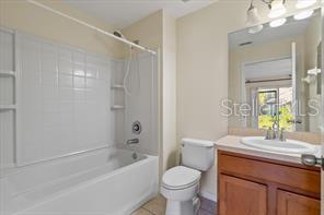 2512 LEXINGTON OAK DR — photo 6