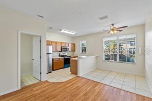 2512 LEXINGTON OAK DR — photo 13