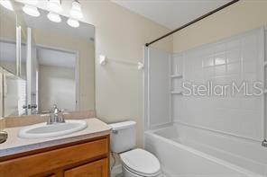 2512 LEXINGTON OAK DR — photo 23