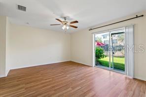2512 LEXINGTON OAK DR — photo 3