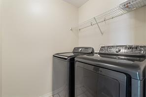 2512 LEXINGTON OAK DR — photo 19