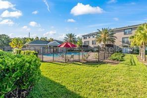 2512 LEXINGTON OAK DR — photo 26
