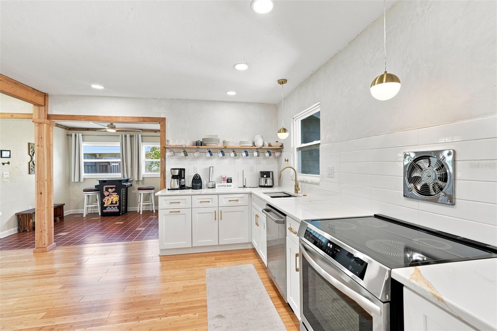 2667 CHERYLE LN — photo 23
