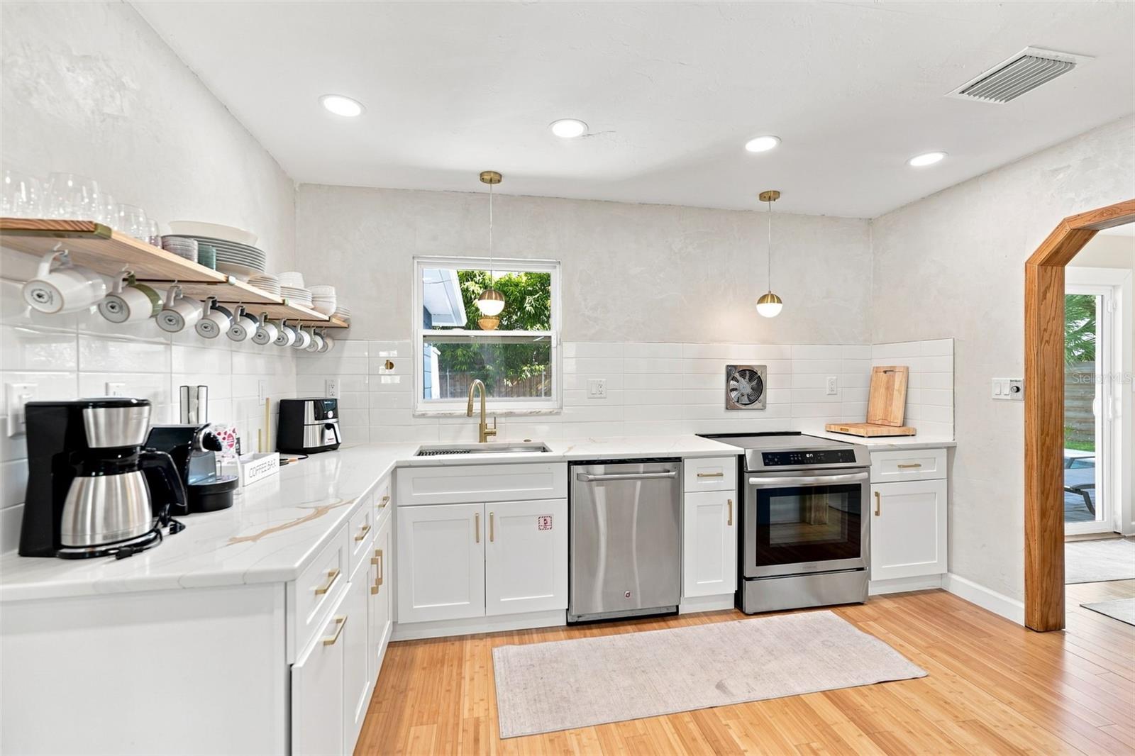 2667 CHERYLE LN — photo 22