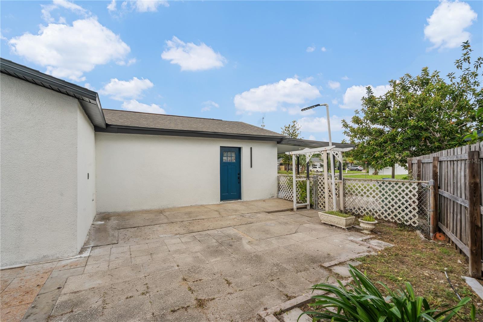 4112 W WALLACE AVE — photo 30