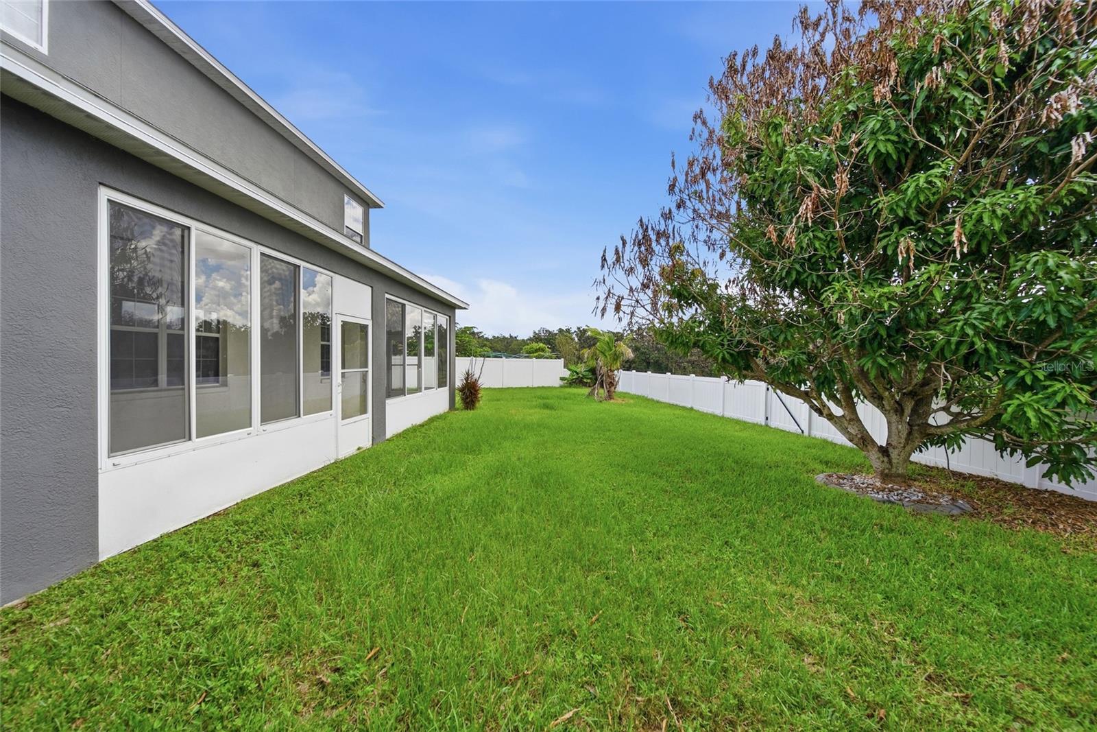 11139 GOLDEN SILENCE DR — photo 33