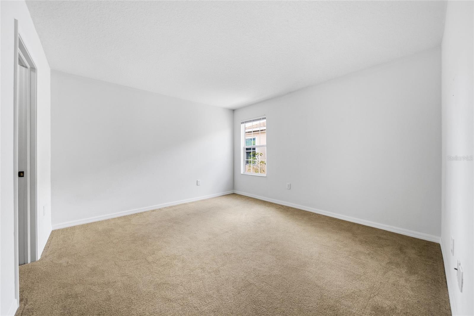 11139 GOLDEN SILENCE DR — photo 30