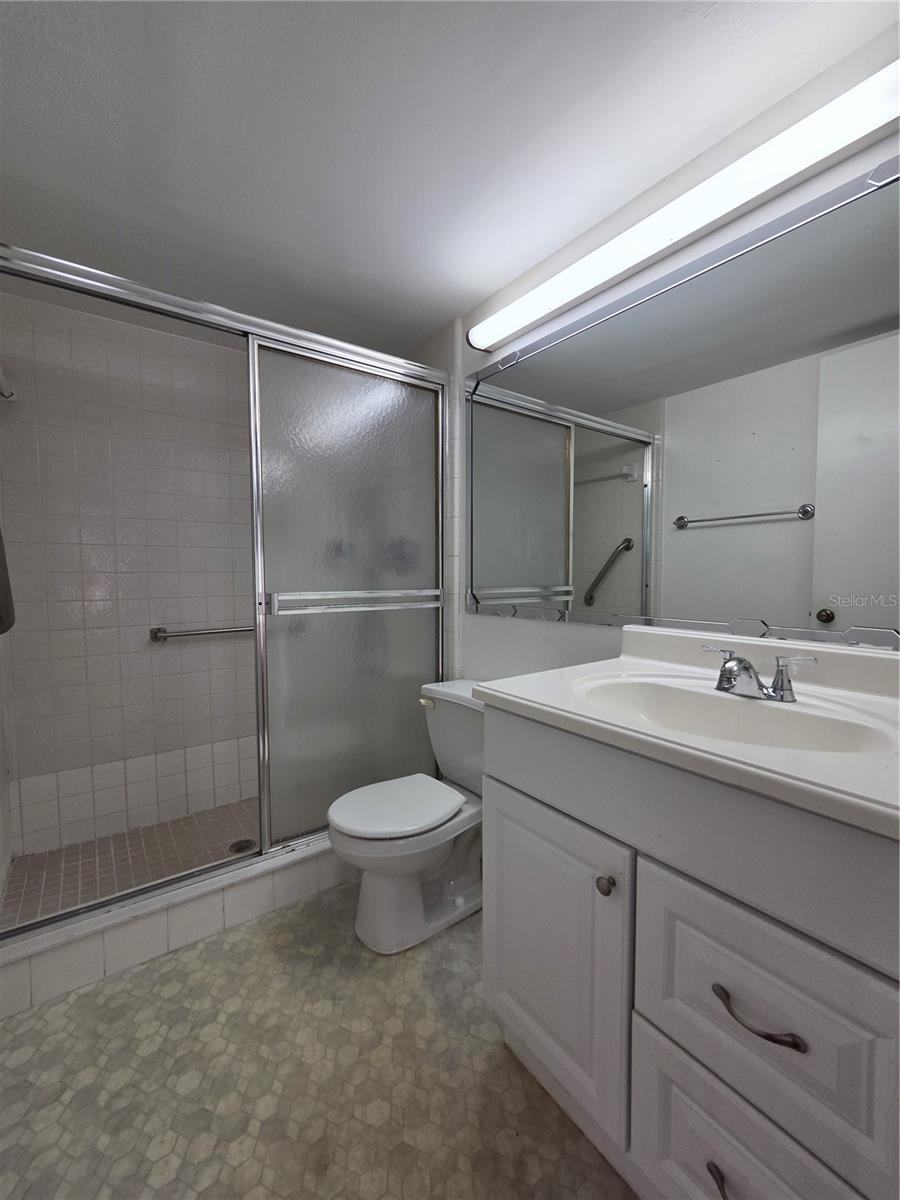 1700 PINE RIDGE WAY E #C1 — photo 32