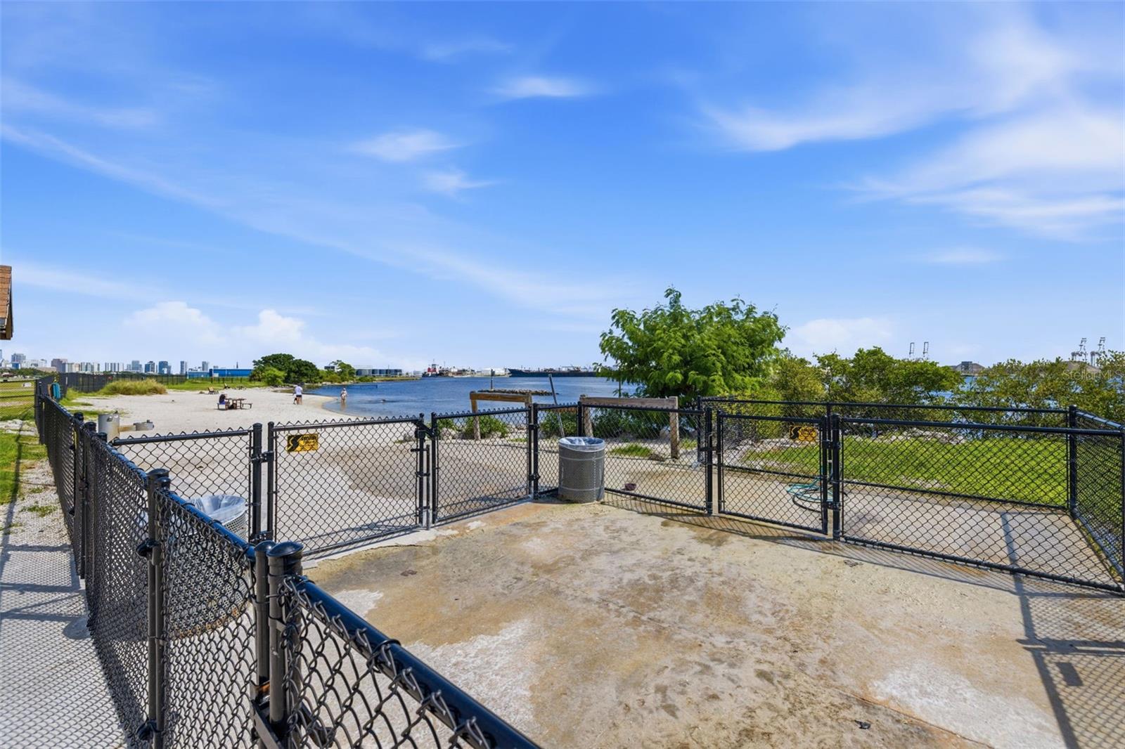619 DANUBE AVE — photo 62