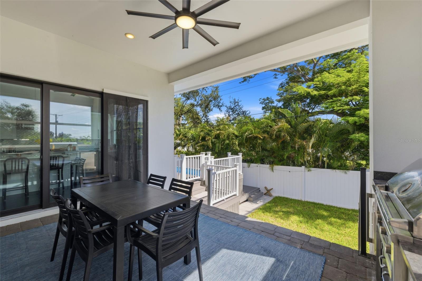 619 DANUBE AVE — photo 39