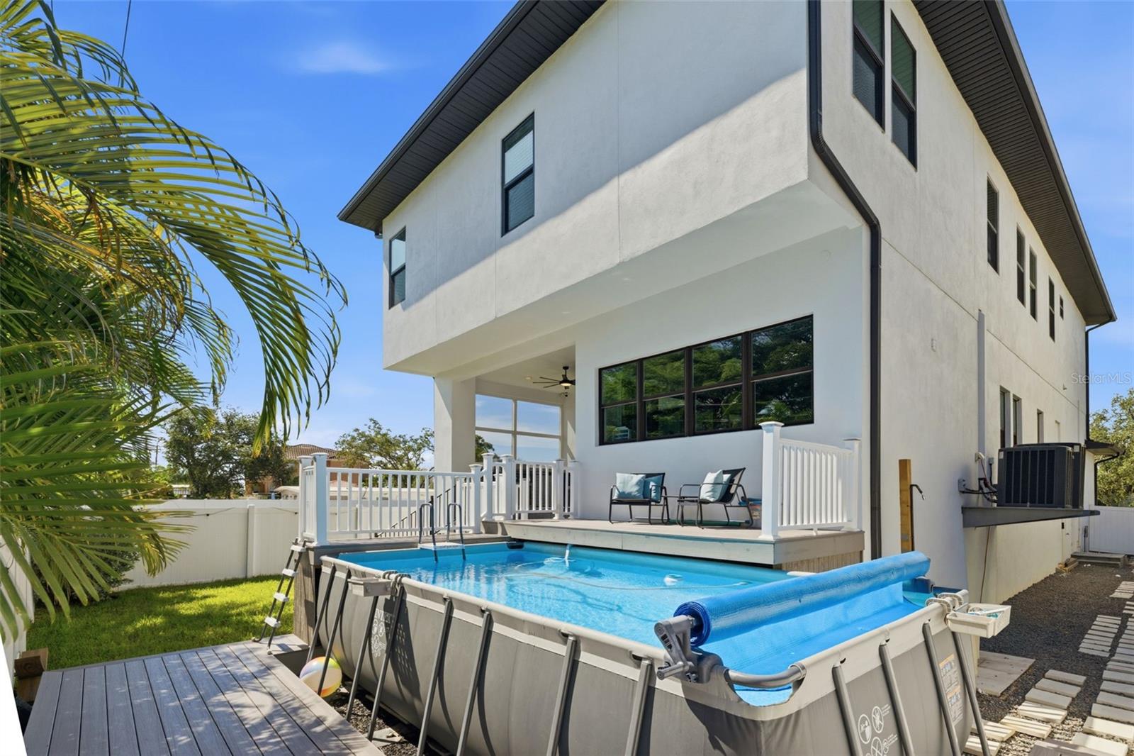 619 DANUBE AVE — photo 42
