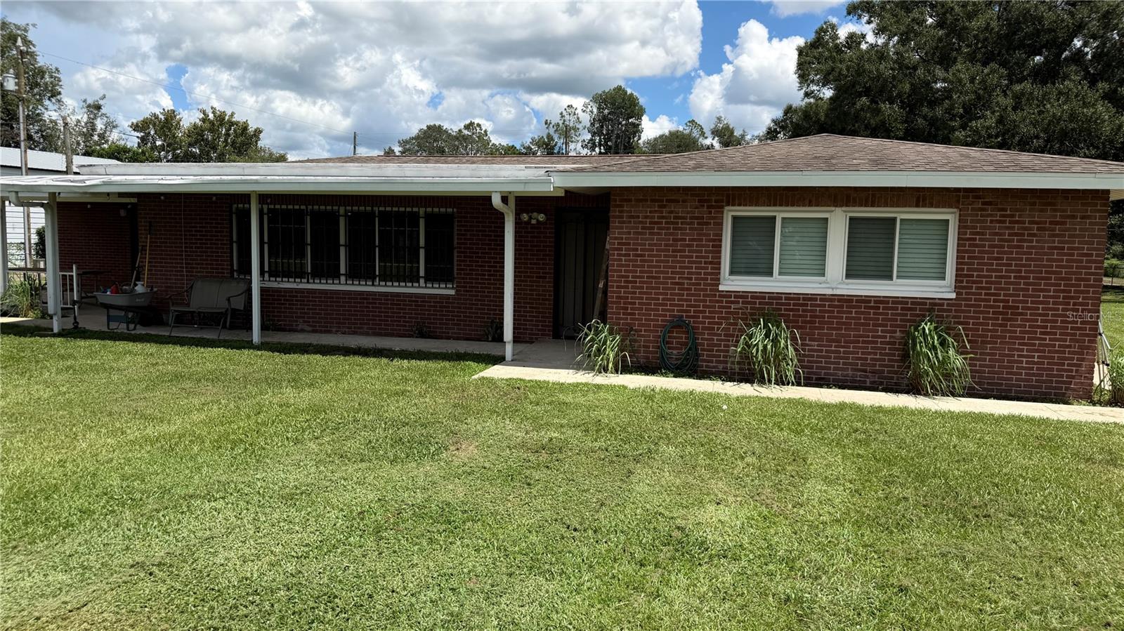 3933 ALLEN RD — photo 3