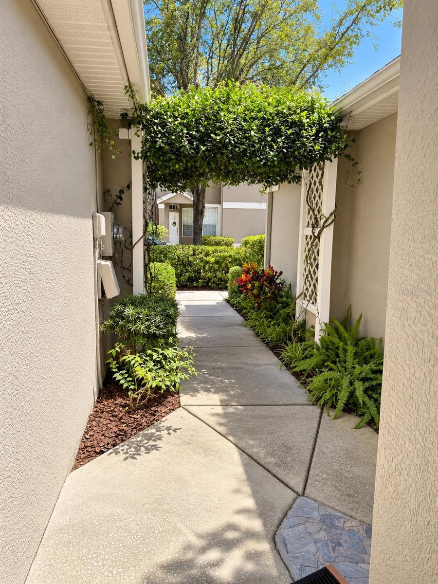 11180 WINDSOR PLACE CIR — photo 3