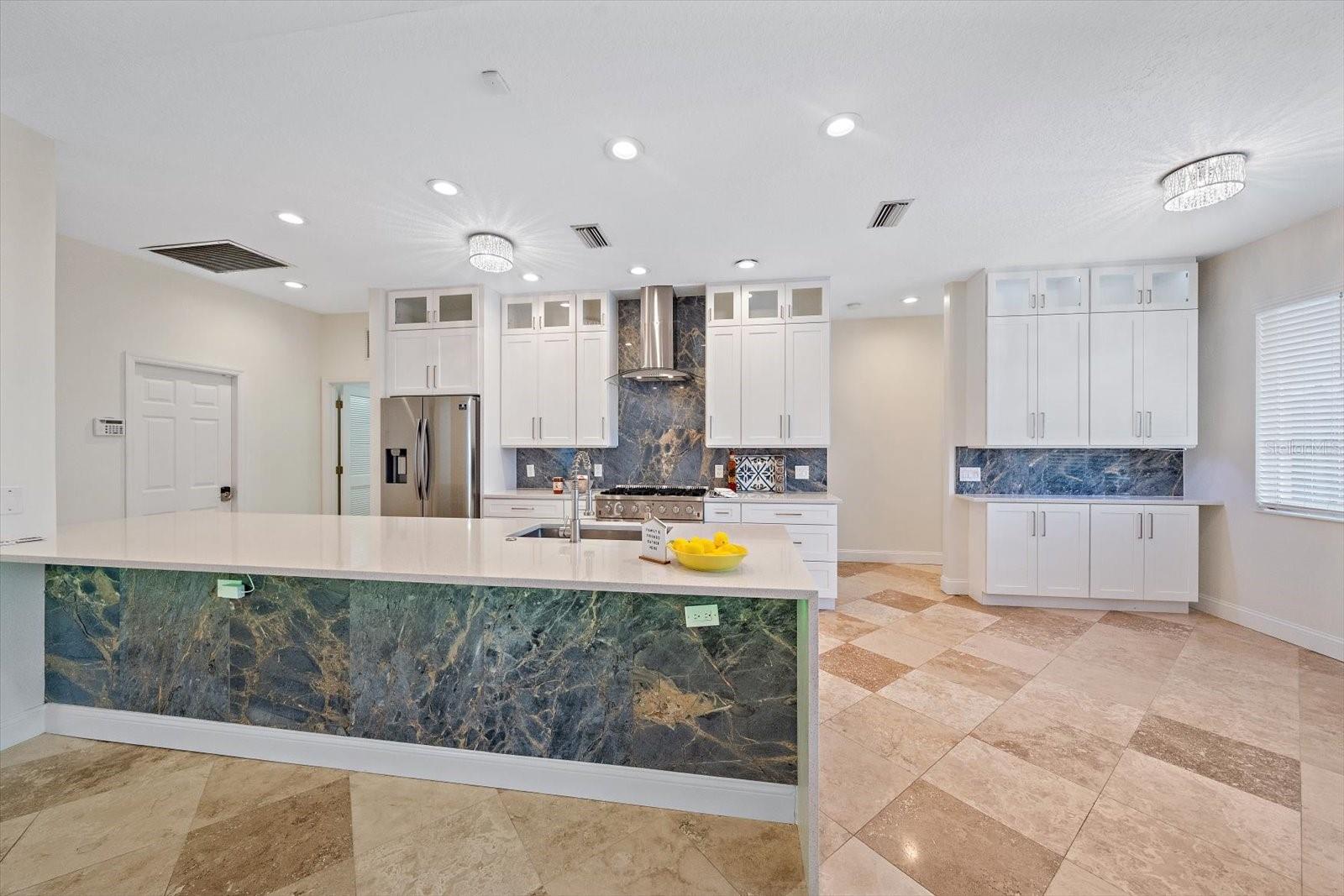 11915 CLUBHOUSE DR — photo 23