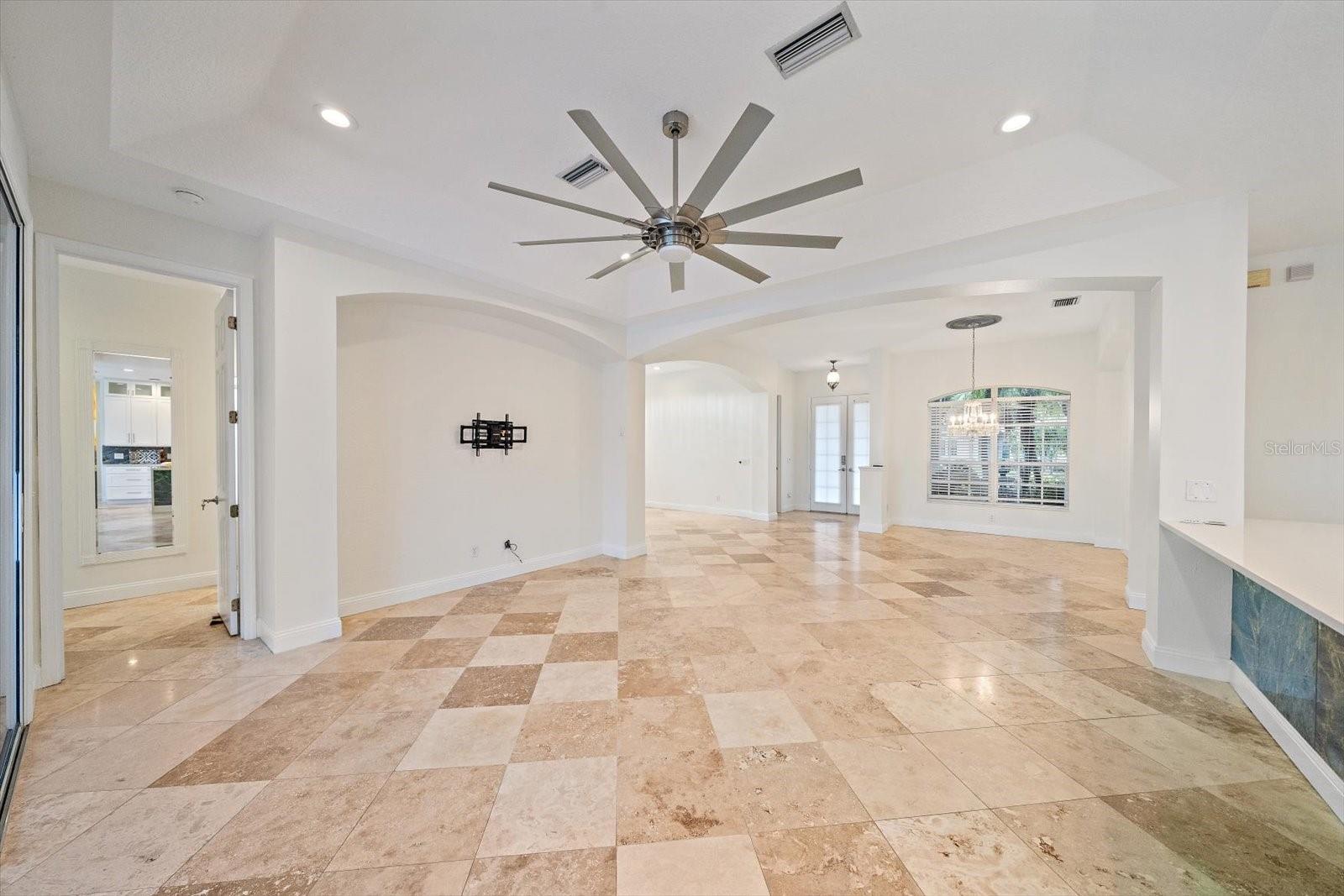 11915 CLUBHOUSE DR — photo 13