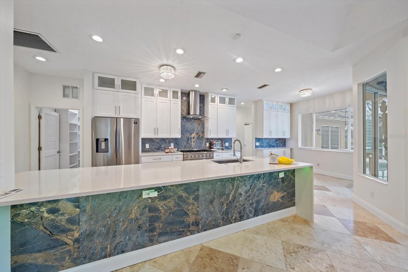 11915 CLUBHOUSE DR — photo 17