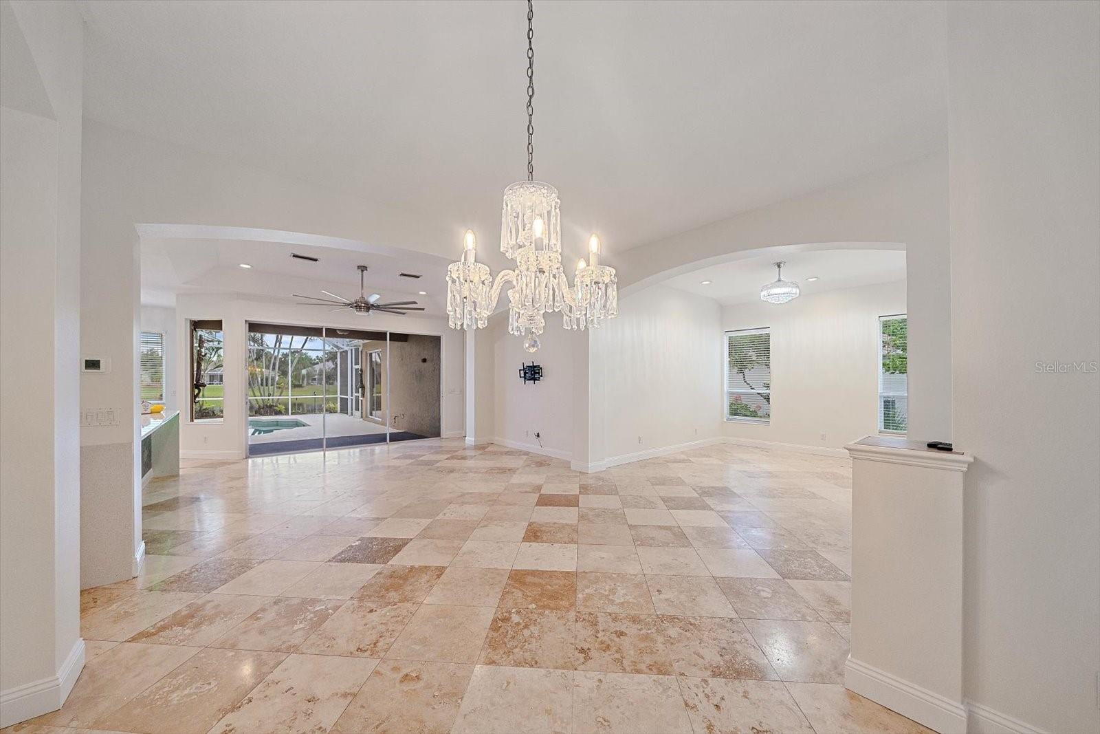 11915 CLUBHOUSE DR — photo 7
