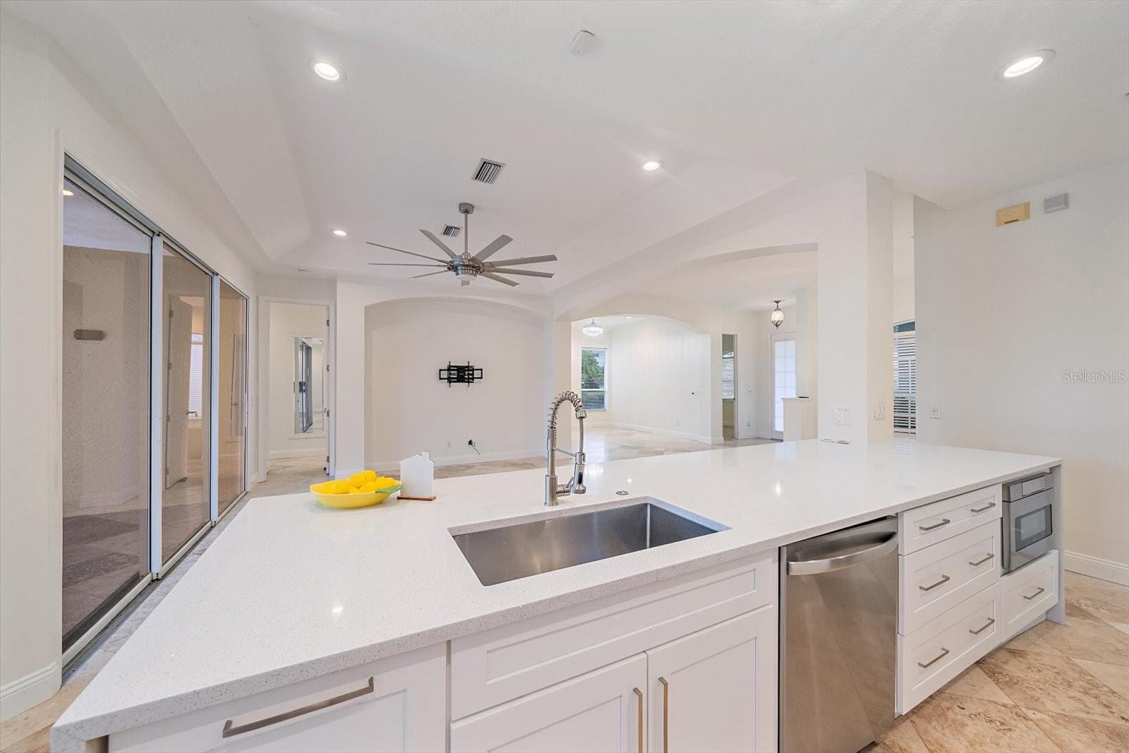 11915 CLUBHOUSE DR — photo 19