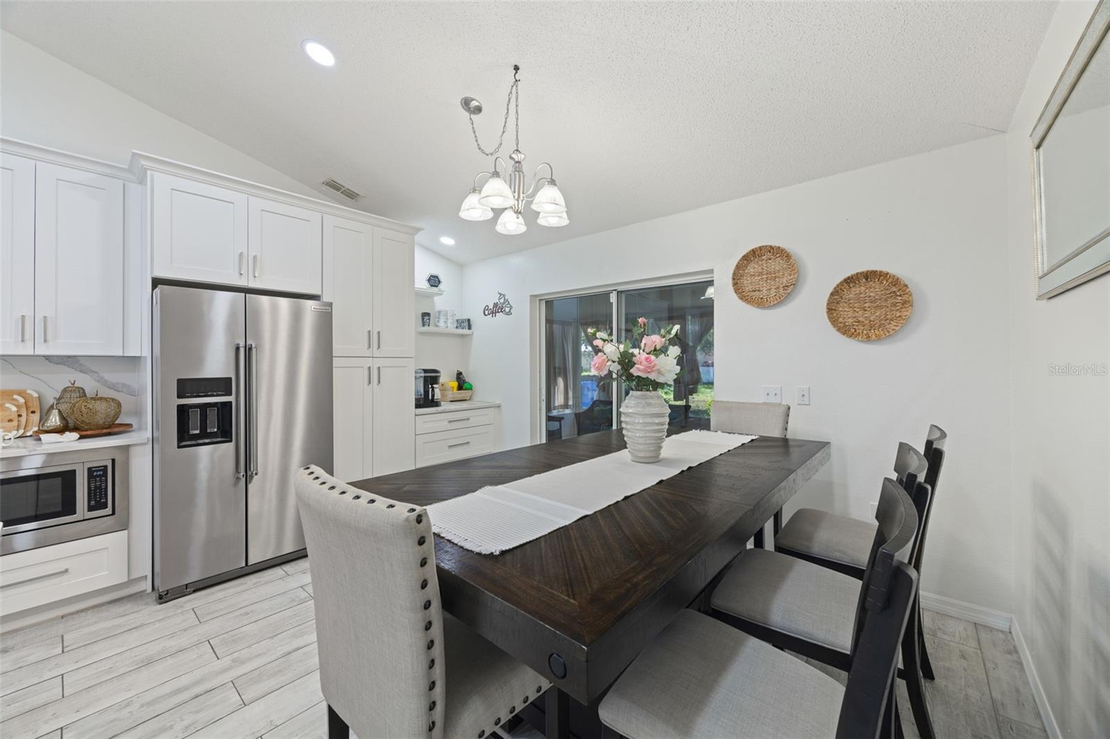 1012 BRENTON LEAF DR — photo 12