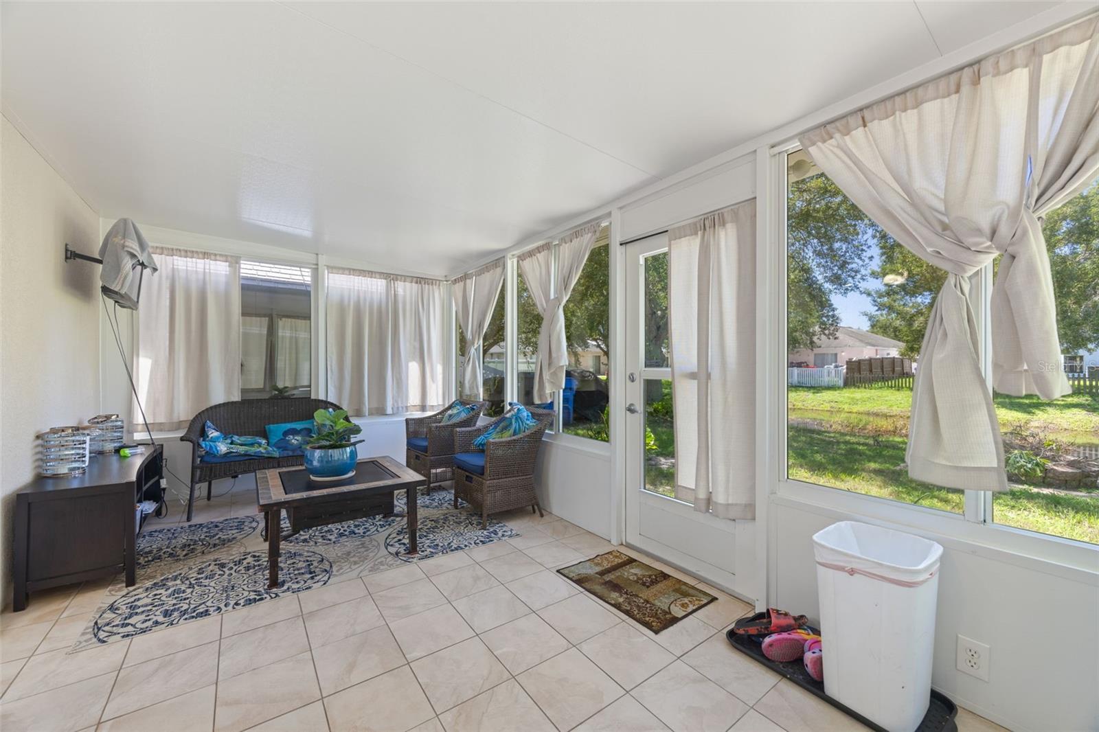 1012 BRENTON LEAF DR — photo 27