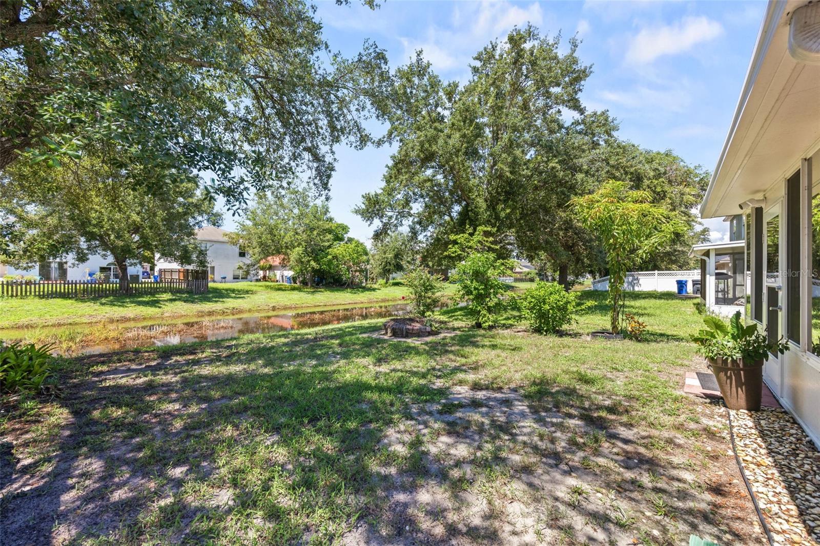 1012 BRENTON LEAF DR — photo 30