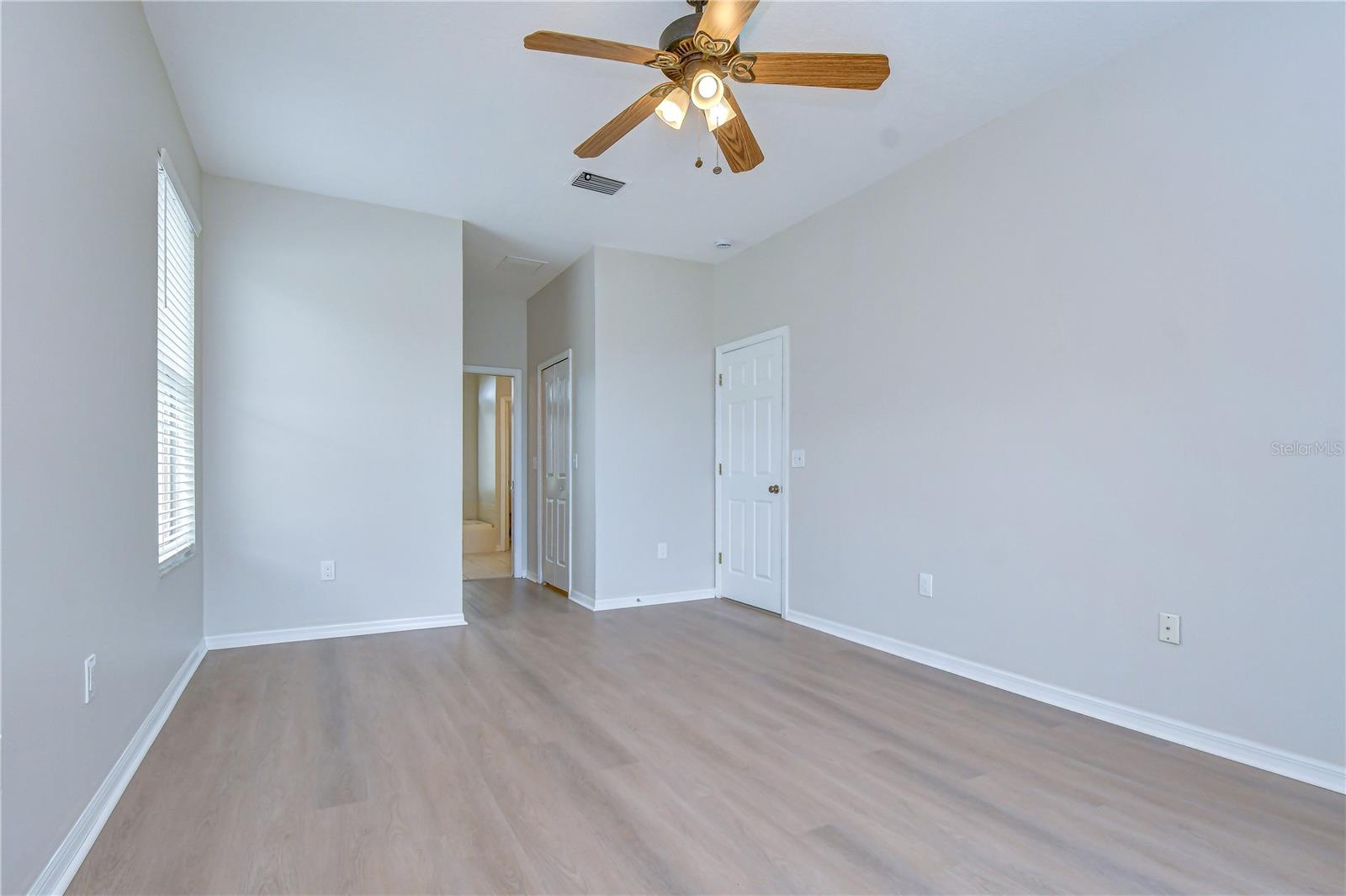 29619 ALLEGRO DR — photo 31