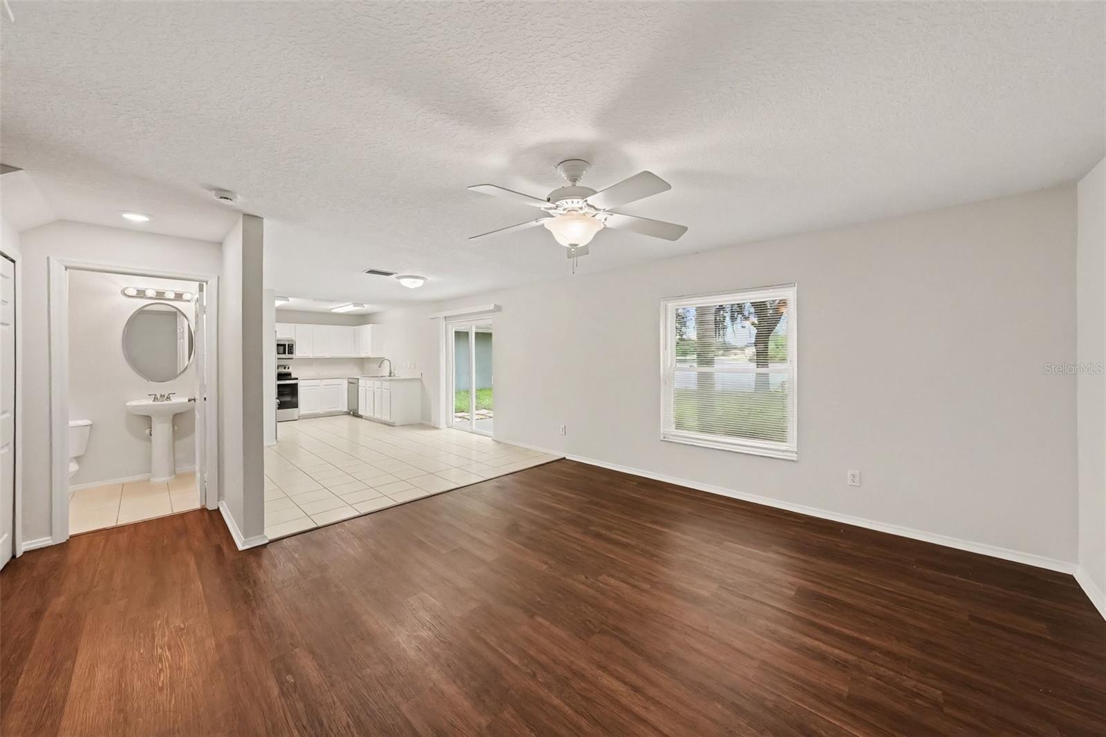 13939 JACOBSON DR — photo 5