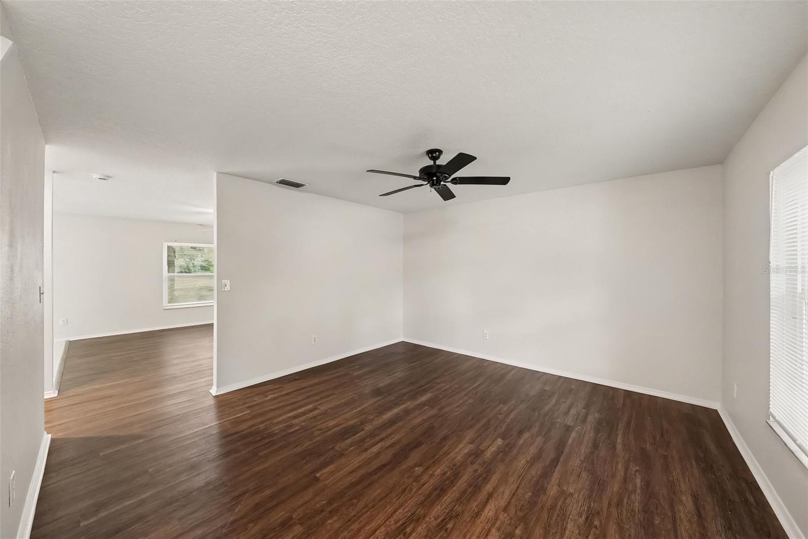 13939 JACOBSON DR — photo 4