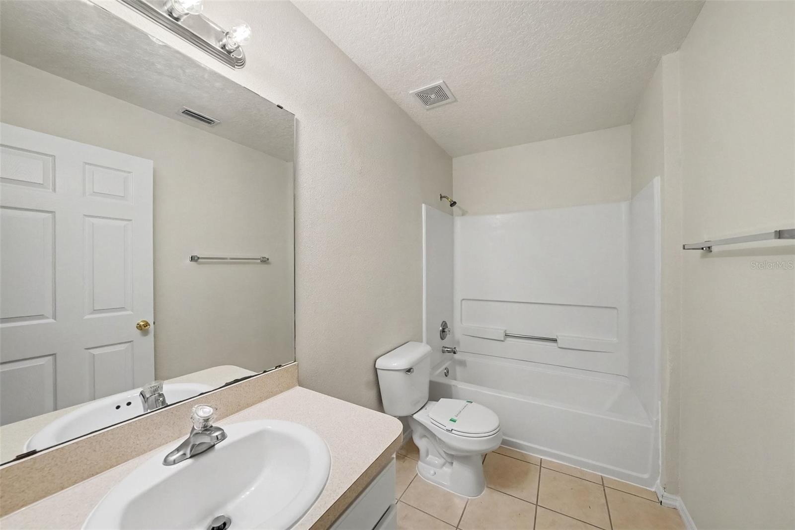 13939 JACOBSON DR — photo 17